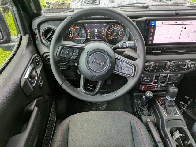 new 2025 Jeep Wrangler car, priced at $55,005