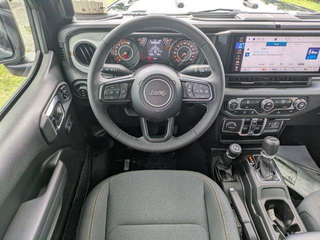 new 2025 Jeep Gladiator car, priced at $37,880