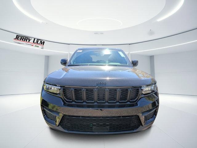 new 2025 Jeep Grand Cherokee car, priced at $37,370