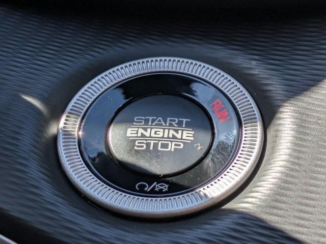 new 2025 Jeep Grand Cherokee car, priced at $37,370