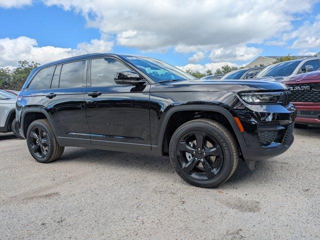 new 2025 Jeep Grand Cherokee car, priced at $36,375
