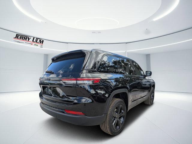 new 2025 Jeep Grand Cherokee car, priced at $38,375