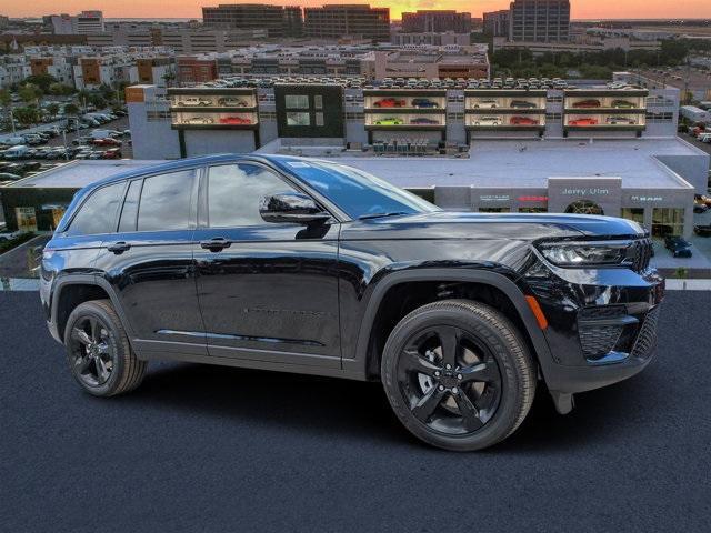new 2025 Jeep Grand Cherokee car, priced at $40,375