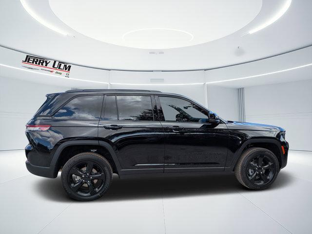 new 2025 Jeep Grand Cherokee car, priced at $38,375