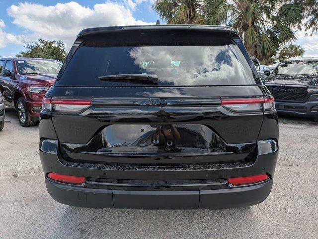 new 2025 Jeep Grand Cherokee car, priced at $36,375