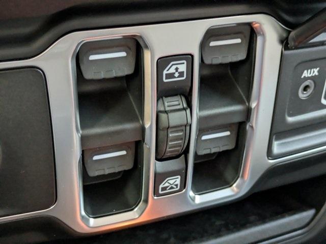 new 2026 Jeep Wrangler car, priced at $46,335