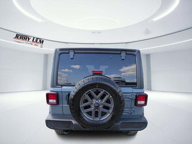 new 2026 Jeep Wrangler car, priced at $46,335