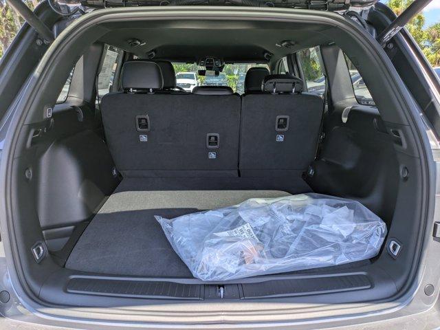 new 2025 Jeep Grand Cherokee car, priced at $35,875