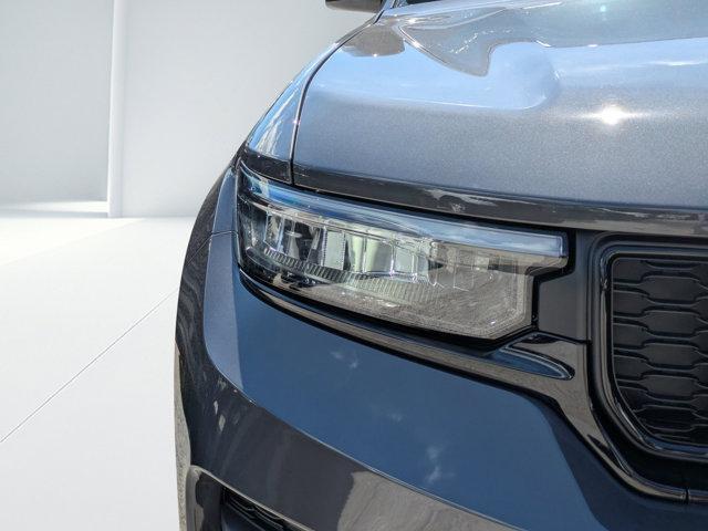 new 2025 Jeep Grand Cherokee car, priced at $35,875