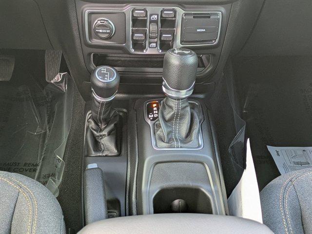 new 2025 Jeep Wrangler car, priced at $37,785