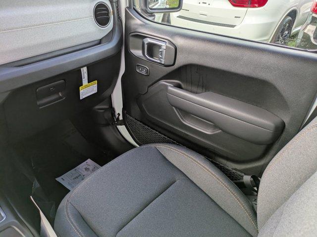 new 2025 Jeep Wrangler car, priced at $37,785