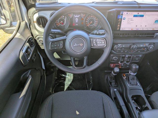 new 2025 Jeep Wrangler car, priced at $46,180