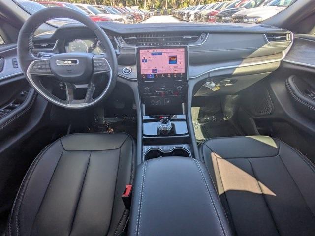 new 2025 Jeep Grand Cherokee car, priced at $36,220