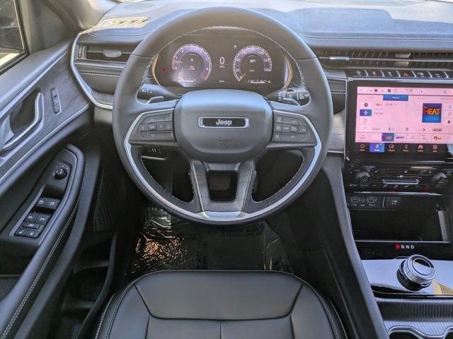 new 2025 Jeep Grand Cherokee car, priced at $36,220