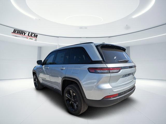 new 2025 Jeep Grand Cherokee car, priced at $36,220