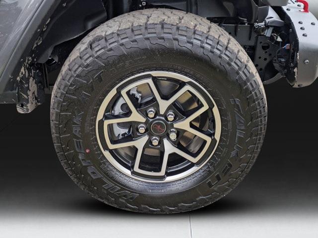 new 2025 Jeep Gladiator car, priced at $54,860