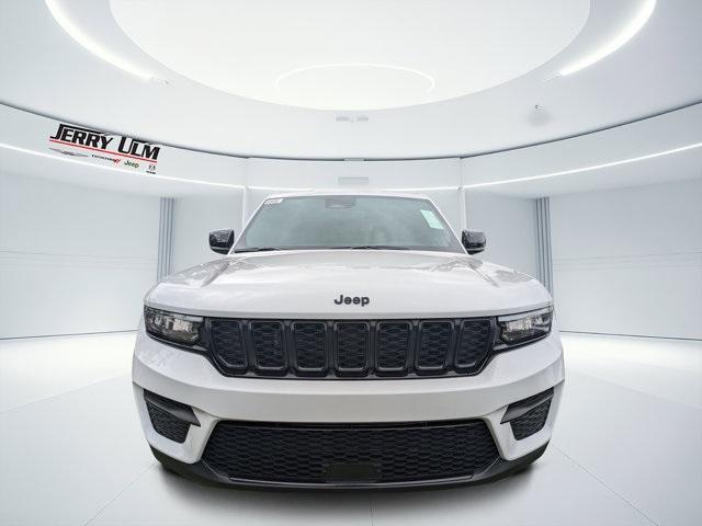 new 2025 Jeep Grand Cherokee car, priced at $36,275