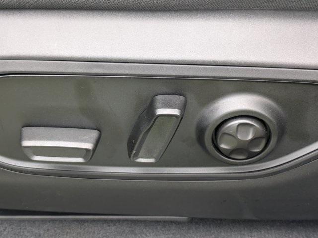 new 2025 Jeep Grand Cherokee car, priced at $36,275