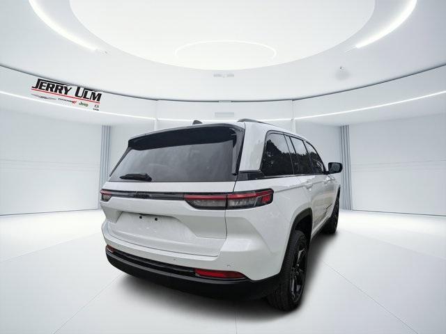 new 2025 Jeep Grand Cherokee car, priced at $36,275