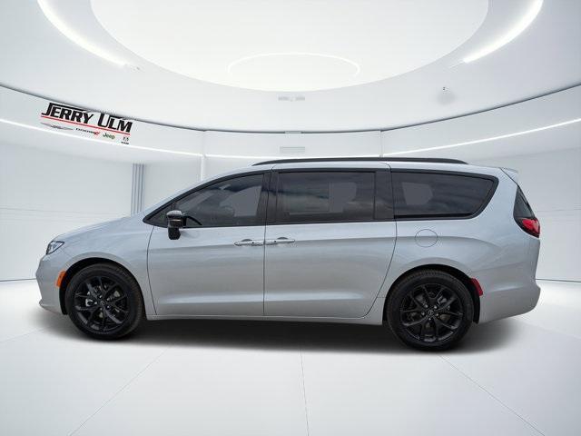 new 2026 Chrysler Pacifica car, priced at $49,980