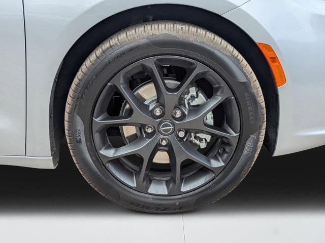 new 2026 Chrysler Pacifica car, priced at $49,980