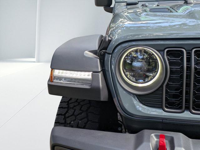 new 2025 Jeep Gladiator car, priced at $46,555