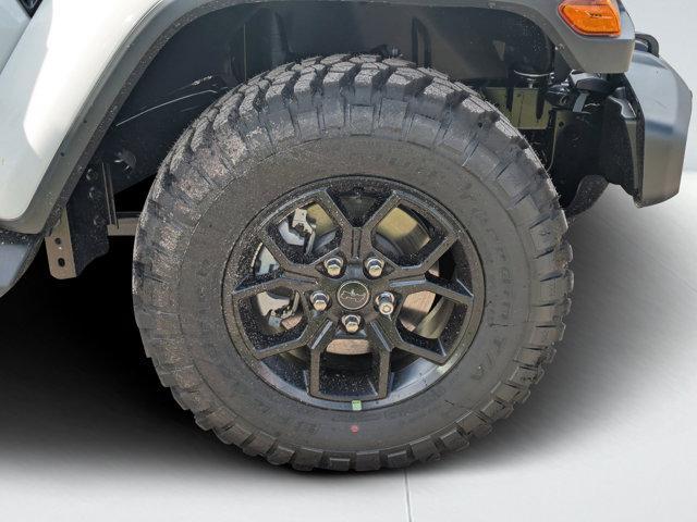 new 2025 Jeep Gladiator car, priced at $38,090
