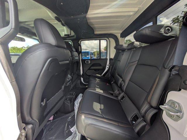 new 2025 Jeep Gladiator car, priced at $38,090