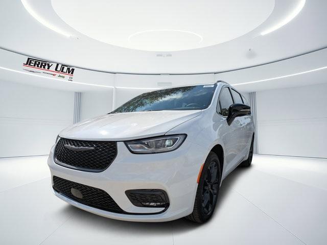 new 2026 Chrysler Pacifica car, priced at $49,785