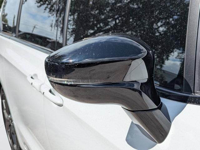 new 2026 Chrysler Pacifica car, priced at $49,785