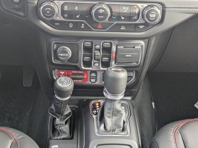 new 2025 Jeep Wrangler car, priced at $58,590