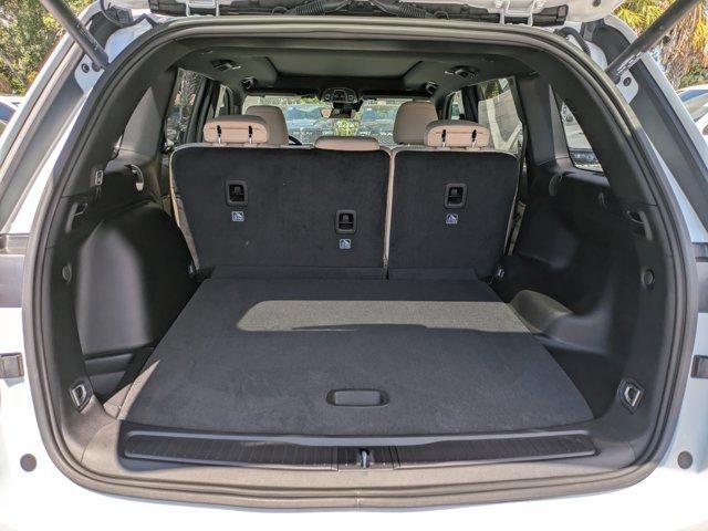 new 2025 Jeep Grand Cherokee car, priced at $43,287