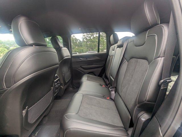 new 2025 Jeep Grand Cherokee car, priced at $36,225