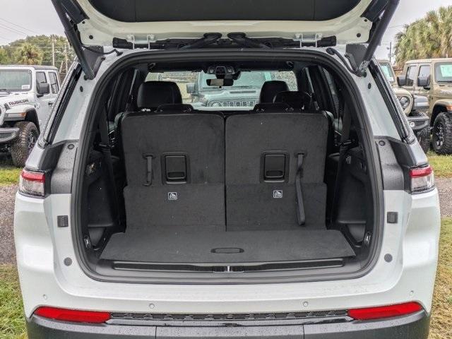 new 2025 Jeep Grand Cherokee L car, priced at $41,625