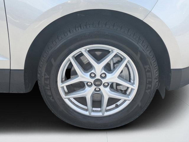 used 2024 Ford Edge car, priced at $17,595