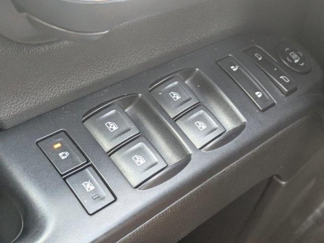 used 2018 GMC Sierra 1500 car, priced at $22,083