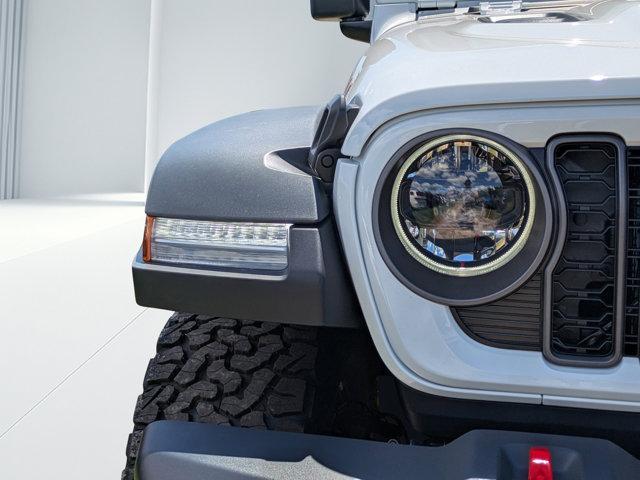 new 2025 Jeep Wrangler car, priced at $55,100