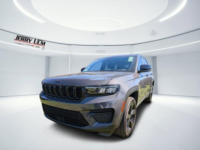 new 2025 Jeep Grand Cherokee car, priced at $38,375