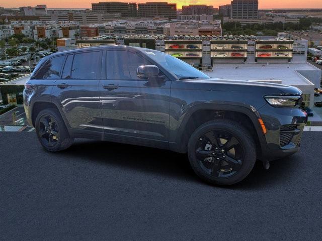new 2025 Jeep Grand Cherokee car, priced at $36,375