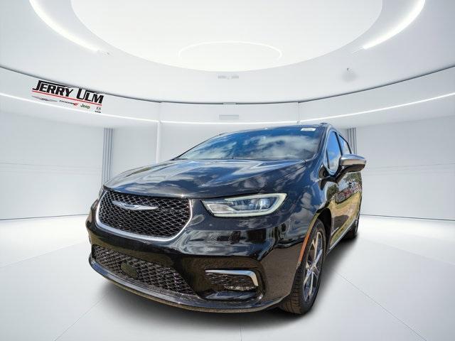 new 2026 Chrysler Pacifica car, priced at $55,080