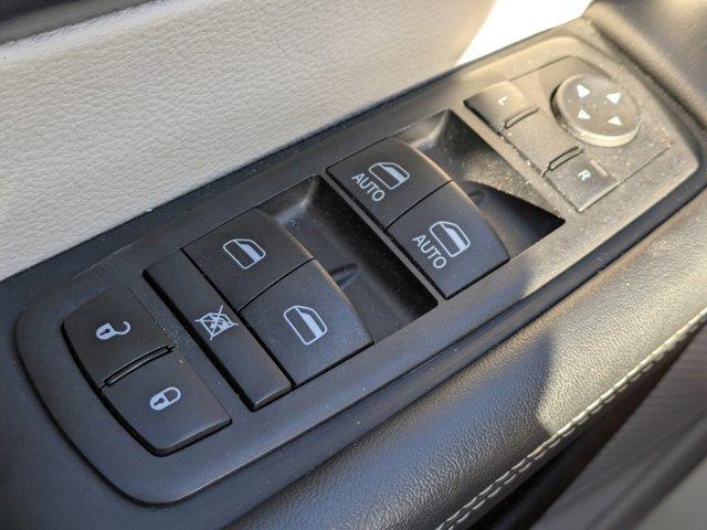 used 2024 Chrysler Pacifica car, priced at $25,475