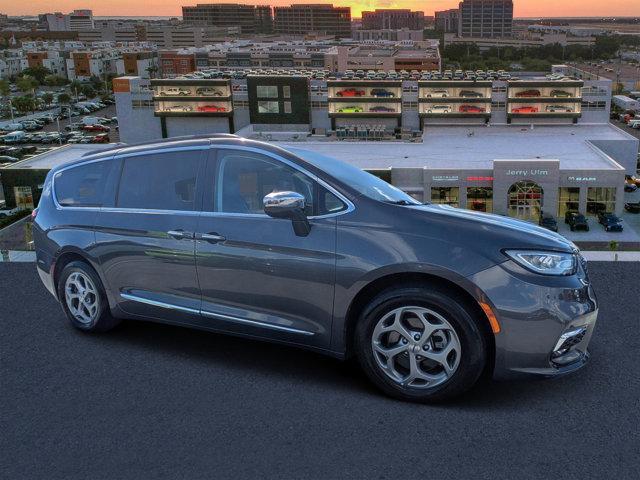 used 2023 Chrysler Pacifica car, priced at $23,252