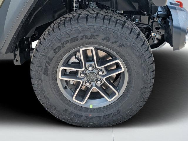 new 2025 Jeep Gladiator car, priced at $46,385