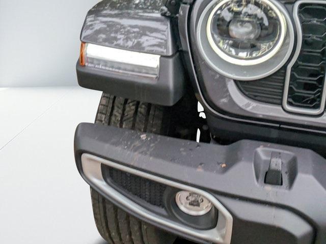 new 2026 Jeep Wrangler car, priced at $52,925