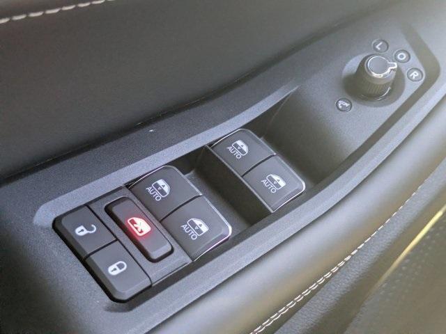 new 2025 Jeep Grand Cherokee L car, priced at $65,730