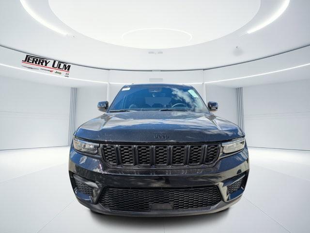 new 2025 Jeep Grand Cherokee car, priced at $35,870