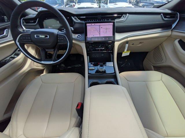 new 2025 Jeep Grand Cherokee car, priced at $43,630