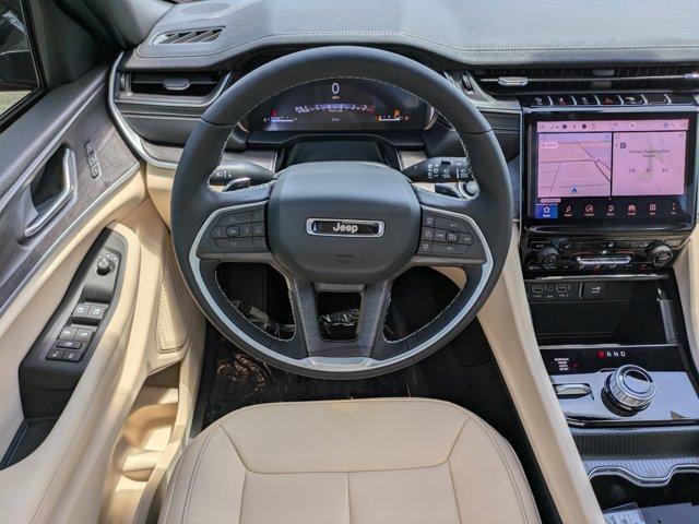 new 2025 Jeep Grand Cherokee car, priced at $43,630