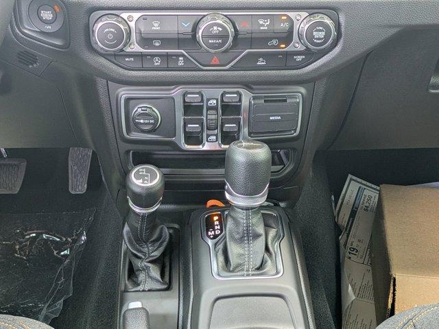 new 2025 Jeep Gladiator car, priced at $44,430