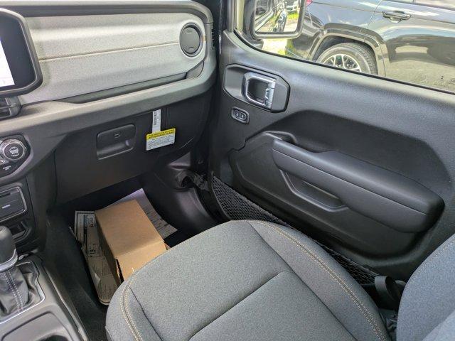 new 2025 Jeep Gladiator car, priced at $44,430